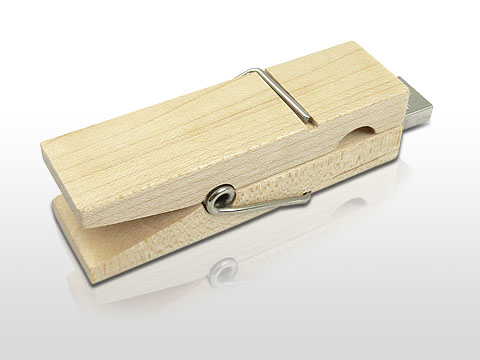รับทำ ขายส่ง Flash Drive รูปไม้หนีบผ้า ผลิตแฟลชไดร์ฟไม้ สลักโลโก้ ราคาโรงงาน รับทำ ขายส่ง Flash Drive รูปไม้หนีบผ้า ผลิตแฟลชไดร์ฟไม้ สลักโลโก้ ราคาโรงงาน