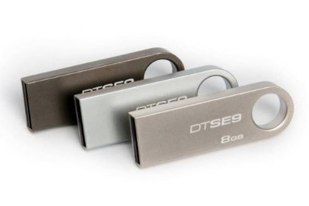 Ѻ Ū Kingston   flash drive ʡչ ҤҶ١