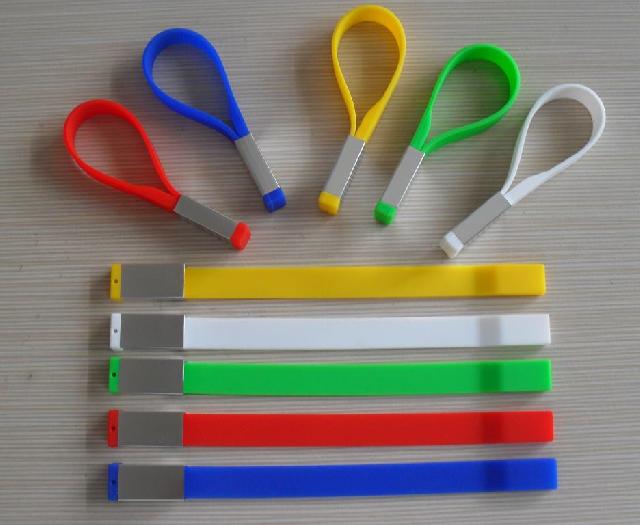 รับผลิต แฟลชไดร์ฟพลาสติก แบบสายรัดข้อมือ ขายส่ง flash drive ริสแบนด์ ราคาส่ง รับผลิต แฟลชไดร์ฟพลาสติก แบบสายรัดข้อมือ ขายส่ง flash drive ริสแบนด์ ราคาส่ง