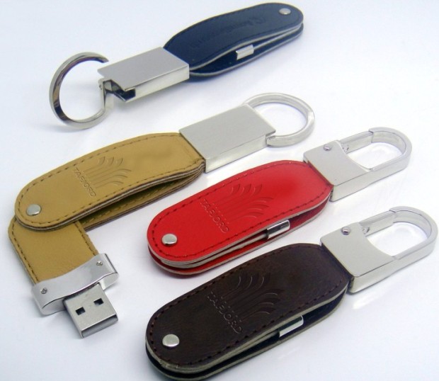 แฟลชไดร์ฟพวงกุญแจหนังแท้ตอกชื่อ ขายส่ง usb flash drive เคสหนังสลักชื่อ แฟลชไดร์ฟพวงกุญแจหนังแท้ตอกชื่อ ขายส่ง usb flash drive เคสหนังสลักชื่อ