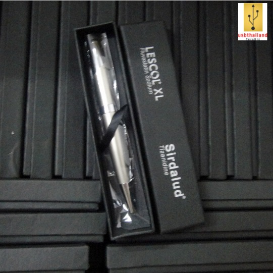 กล่องกระดาษใส่ปากกา ขนาด 198*40*21 mm กล่องกระดาษใส่ปากกา ขนาด 198*40*21 mm