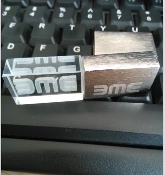 แฟลชไดร์ฟ คริสตัล ฝาขัดทราย สกรีนโลโก้ บริษัท BME ของแจก ราคาโรงงาน แฟลชไดร์ฟ คริสตัล ฝาขัดทราย สกรีนโลโก้ บริษัท BME ของแจก ราคาโรงงาน