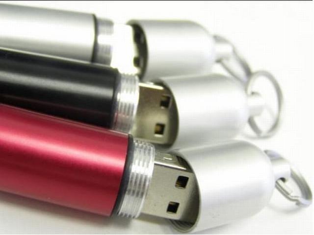 觼Ե Ū ѺԵ flash drive ʡչ 觷  Ҥ