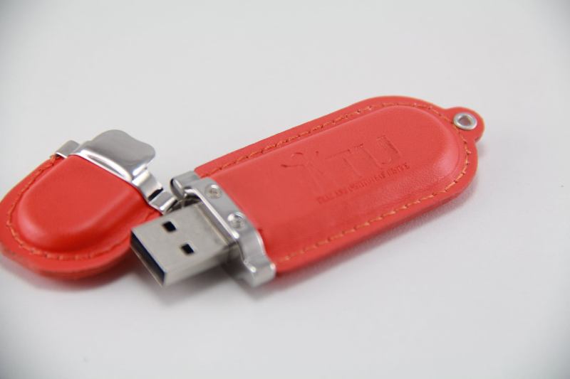 รับผลิต แฟลชไดร์ฟหนังราคาถูก USB flash drive ของแท้ ความจุเยอะพกง่าย