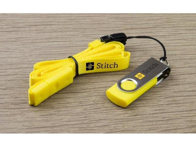 觼Ե Twister USB Flash Drives Laser Engraving ʡչ ҤҶ١